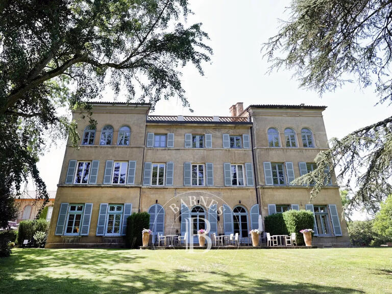 Vente Château Mâcon - 9 chambres