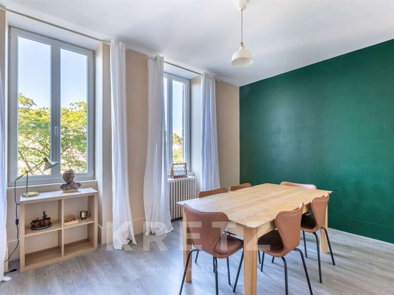 Maison Mâcon - 4 chambres - 325m²