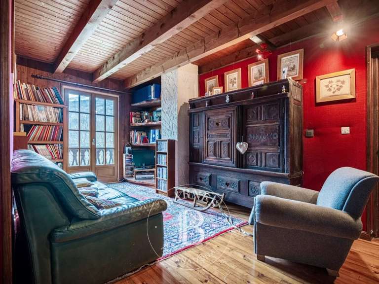 Bien atypique Magland - 11 chambres - 527m²