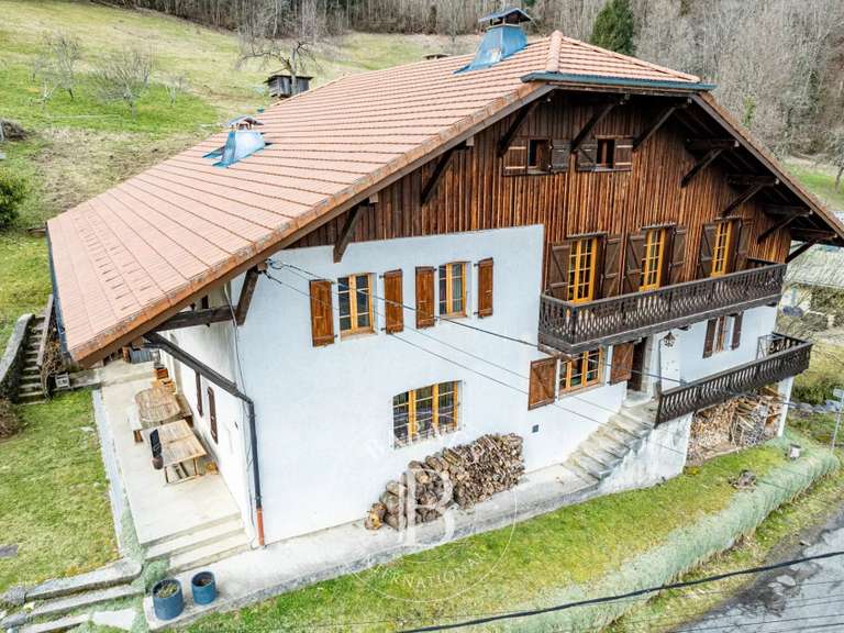 Bien atypique Magland - 11 chambres - 527m²