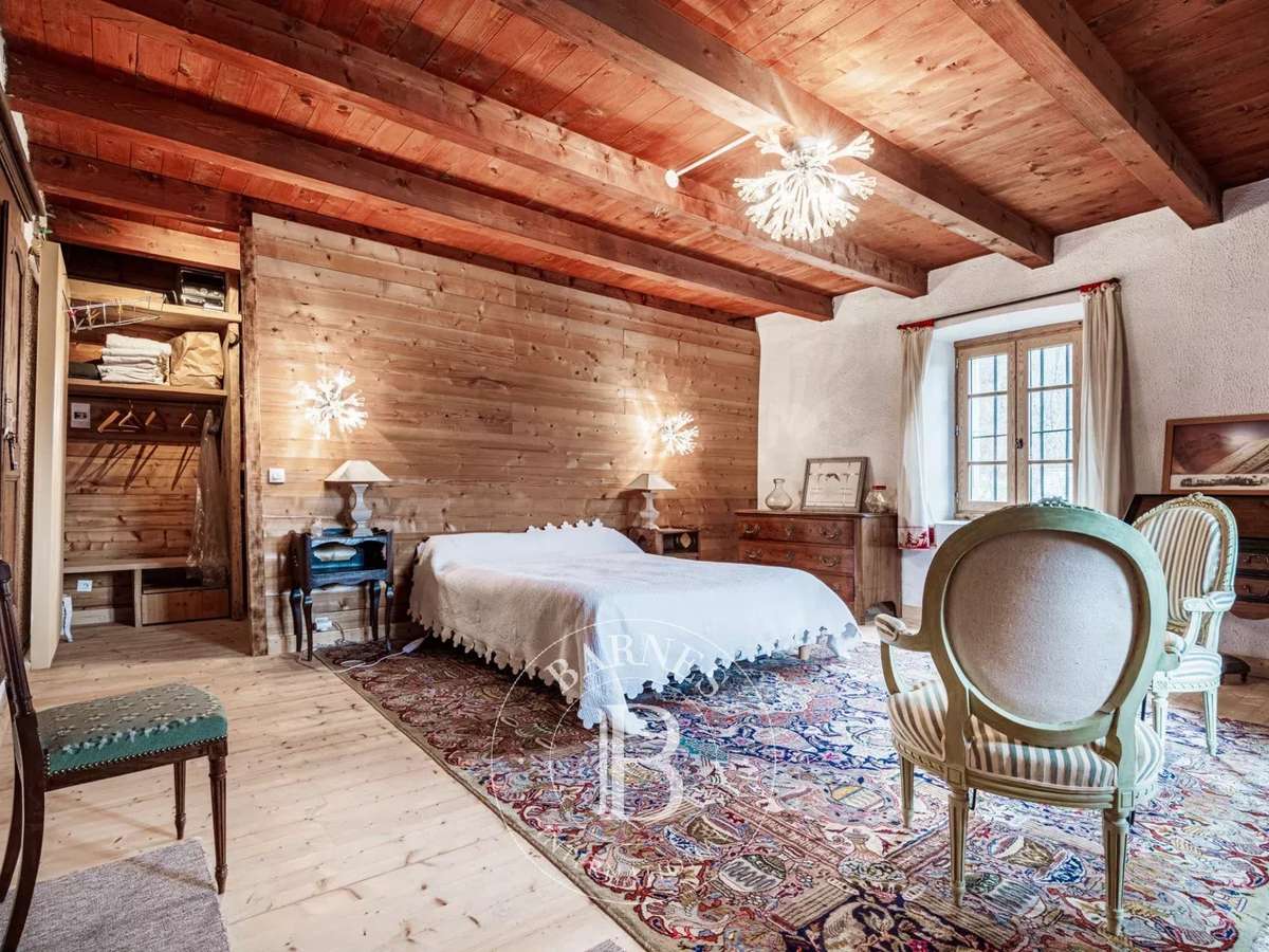 Bien atypique Magland