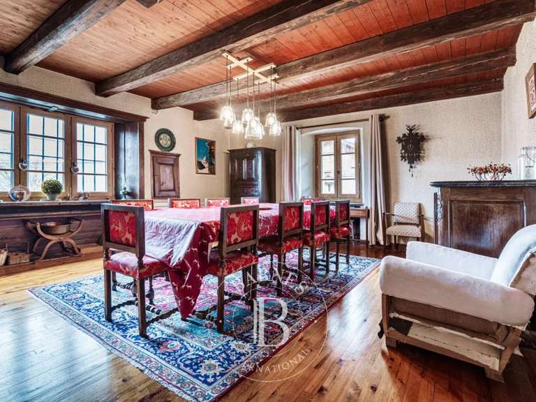 Bien atypique Magland - 11 chambres - 527m²