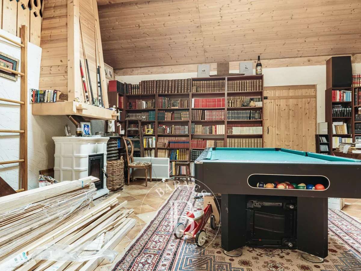 Bien atypique Magland