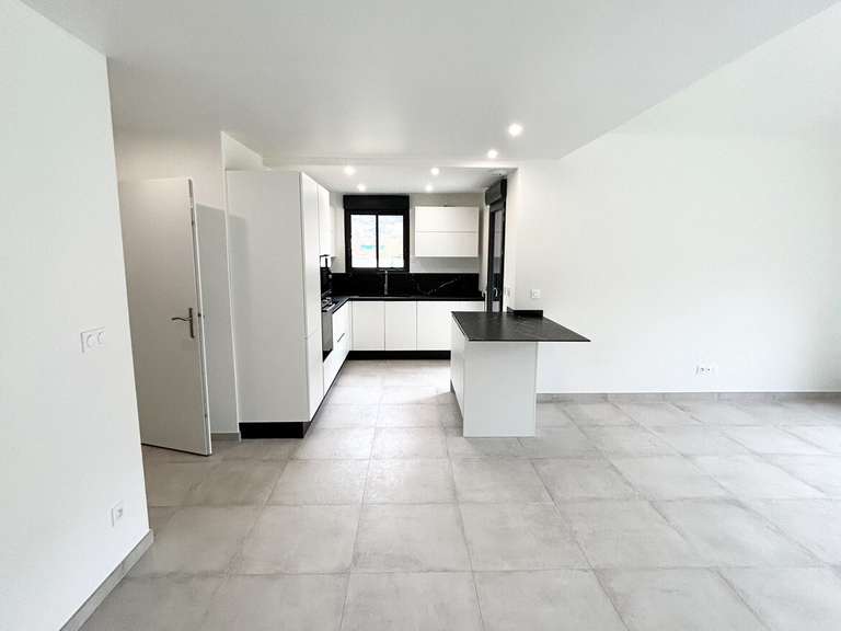 Maison Magland - 4 chambres - 113m²