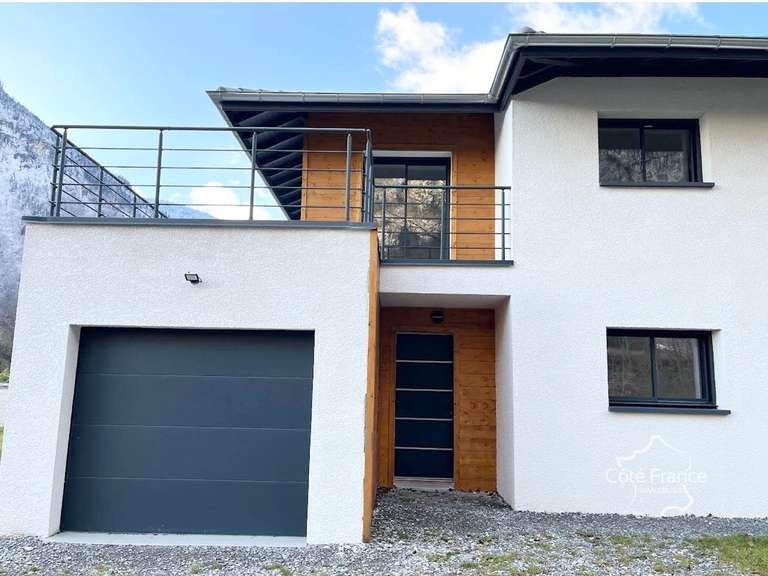 Maison Magland - 4 chambres - 113m²