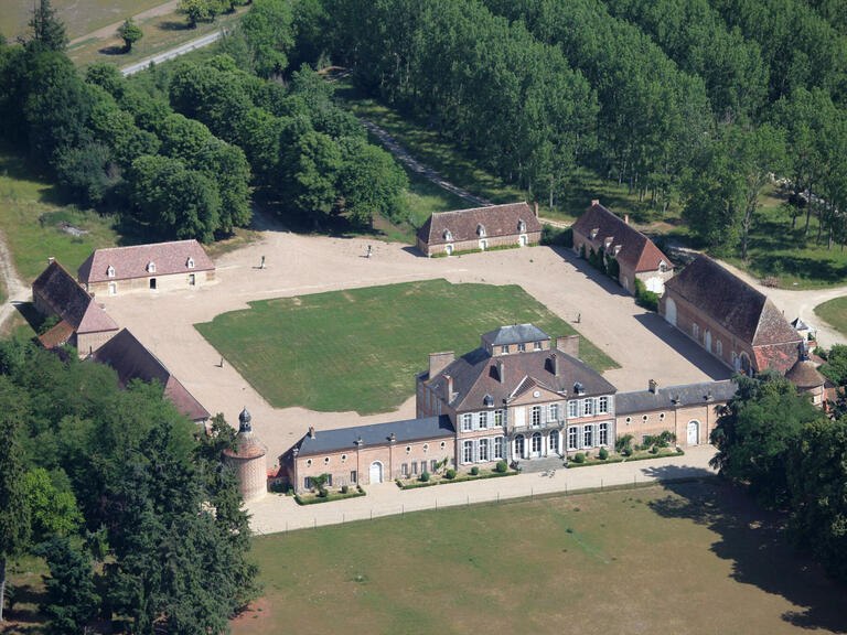 Vente Château Magny-Cours - 9 chambres