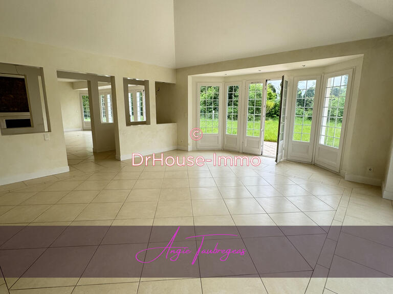 Villa Magny-le-Hongre - 7 chambres - 390m²