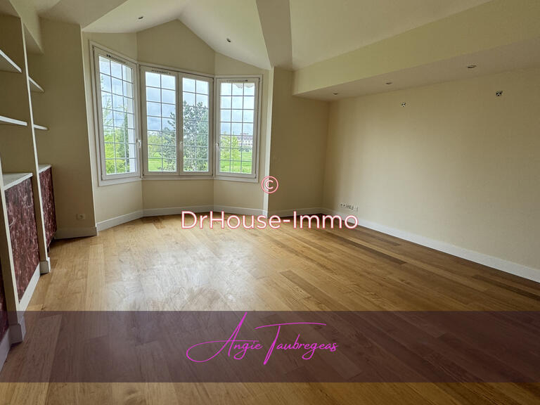 Villa Magny-le-Hongre - 7 chambres - 390m²