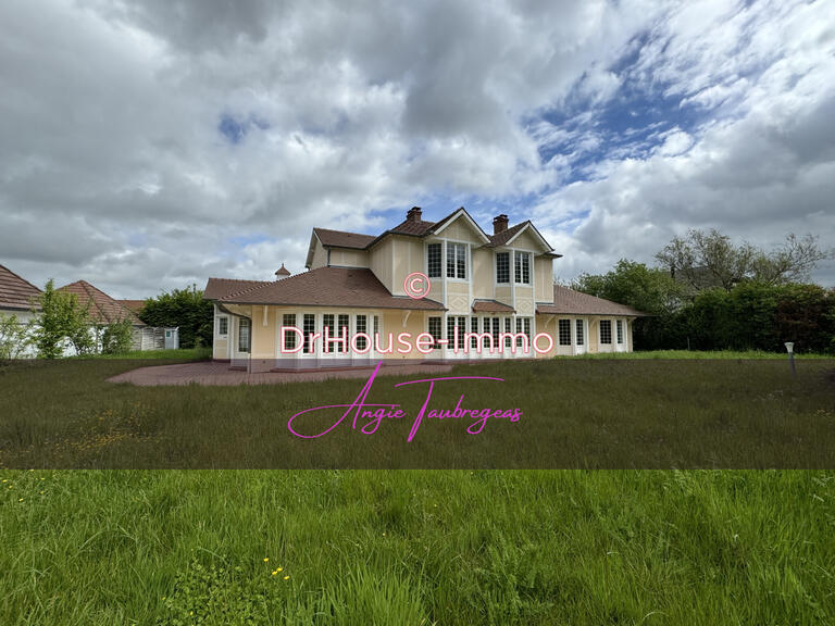 Villa Magny-le-Hongre - 7 chambres - 390m²