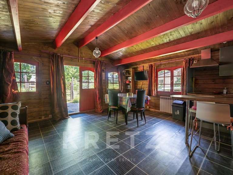 Maison Magny-les-Hameaux - 7 chambres - 305m²
