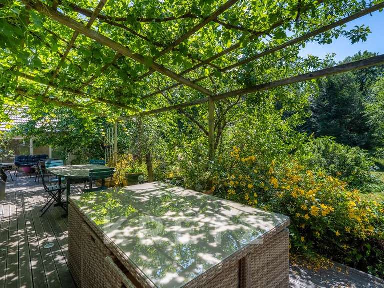 Maison Magny-les-Hameaux - 7 chambres - 305m²