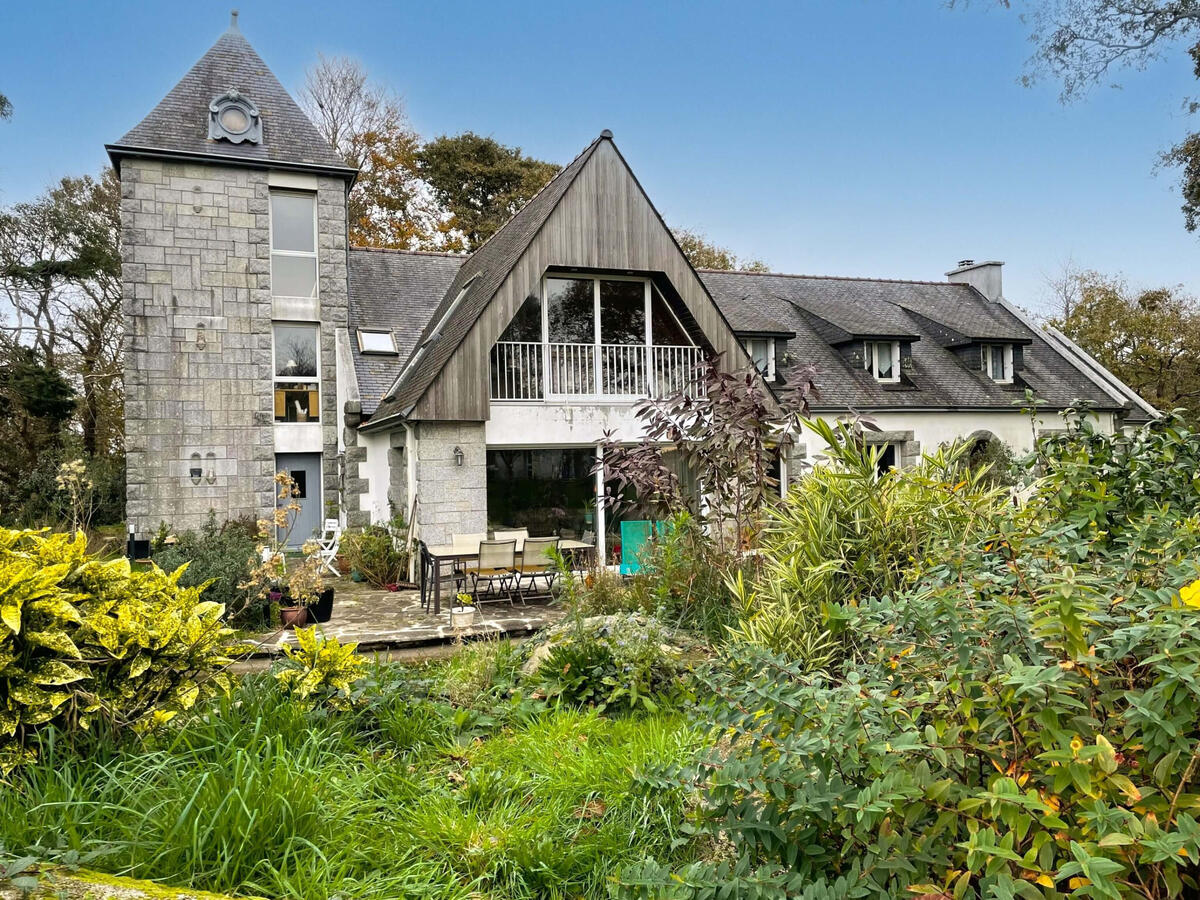 Maison Mahalon