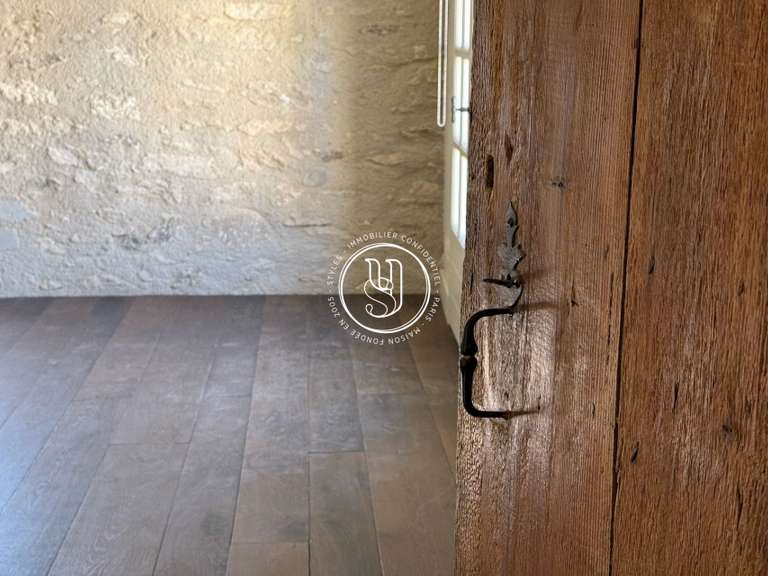 Villa Maillane - 4 bedrooms - 196m²