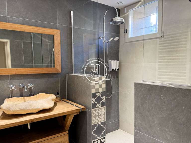 Villa Maillane - 4 bedrooms - 196m²