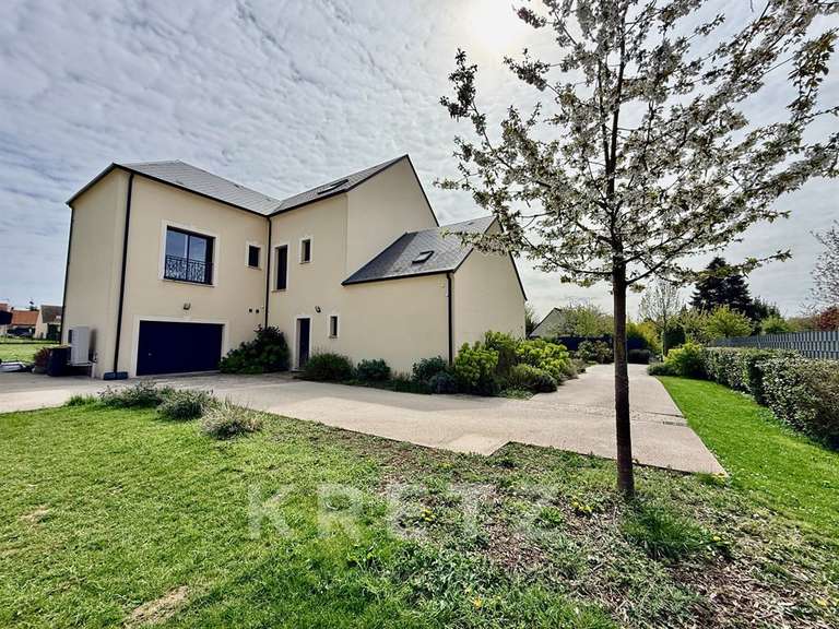 Maison Maintenon - 7 chambres - 320m²