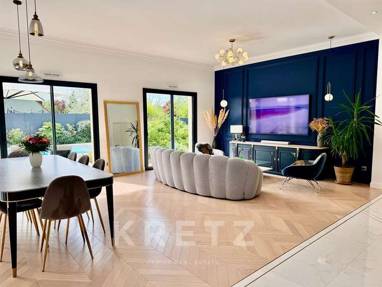 Maison Maintenon - 7 chambres - 320m²