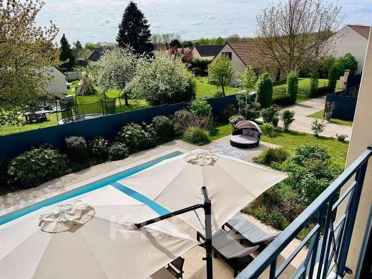 Maison Maintenon - 7 chambres - 320m²