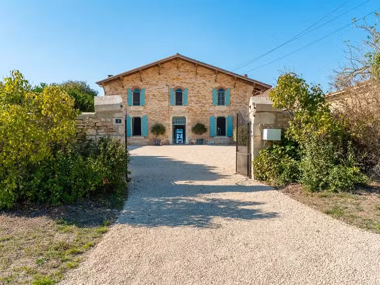 Maison Mairé-Levescault - 8 chambres - 350m²