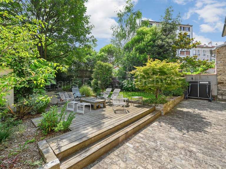Maison Maisons-Alfort - 5 chambres - 380m²
