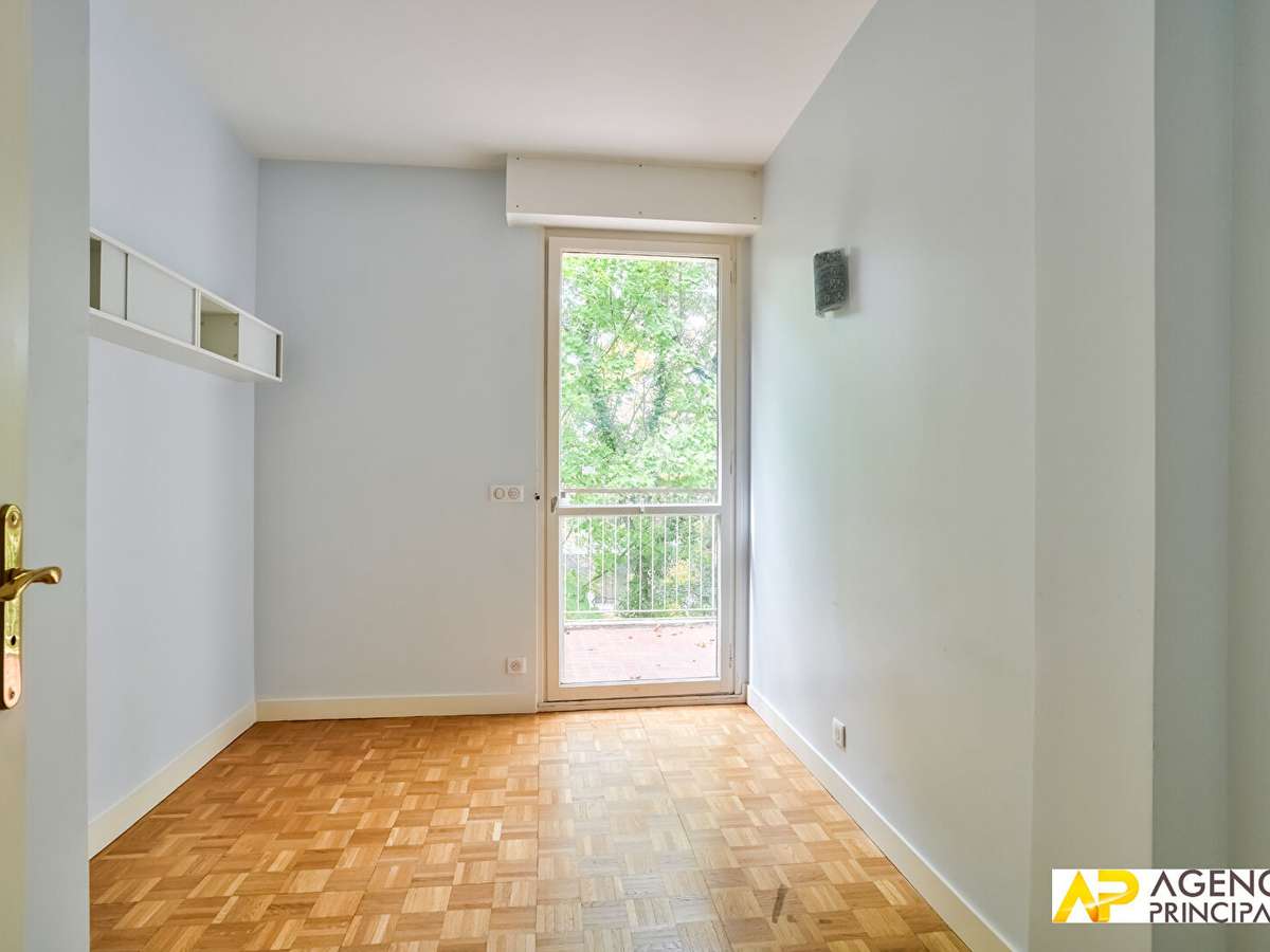 Apartment Maisons-Laffitte