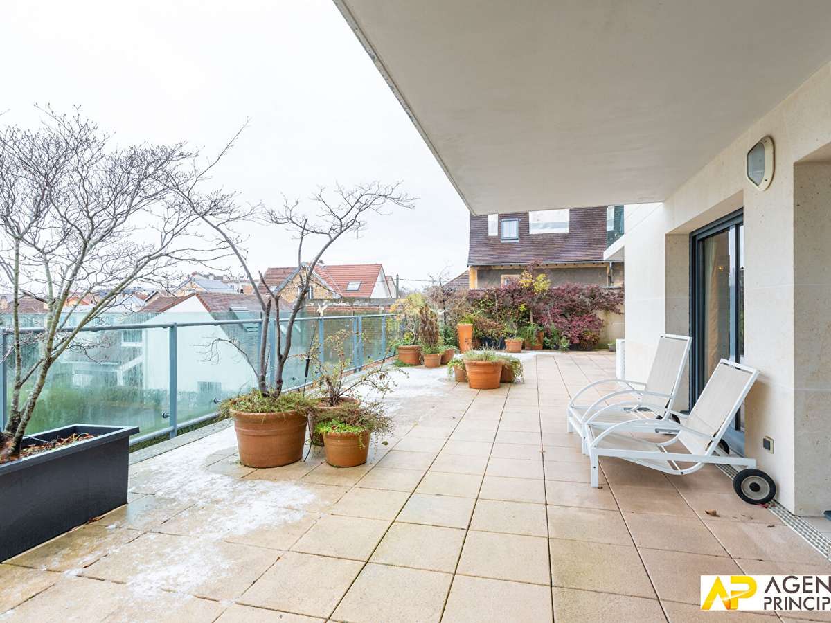 Apartment Maisons-Laffitte