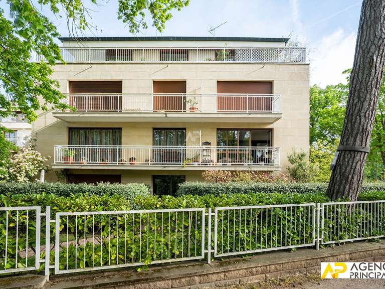 Apartment Maisons-Laffitte - 4 bedrooms - 119m²