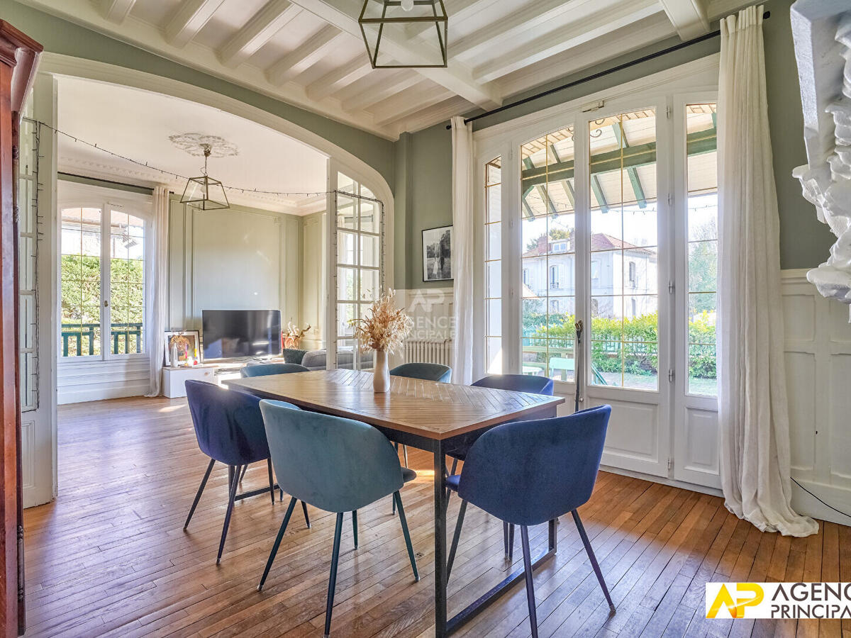 House Maisons-Laffitte