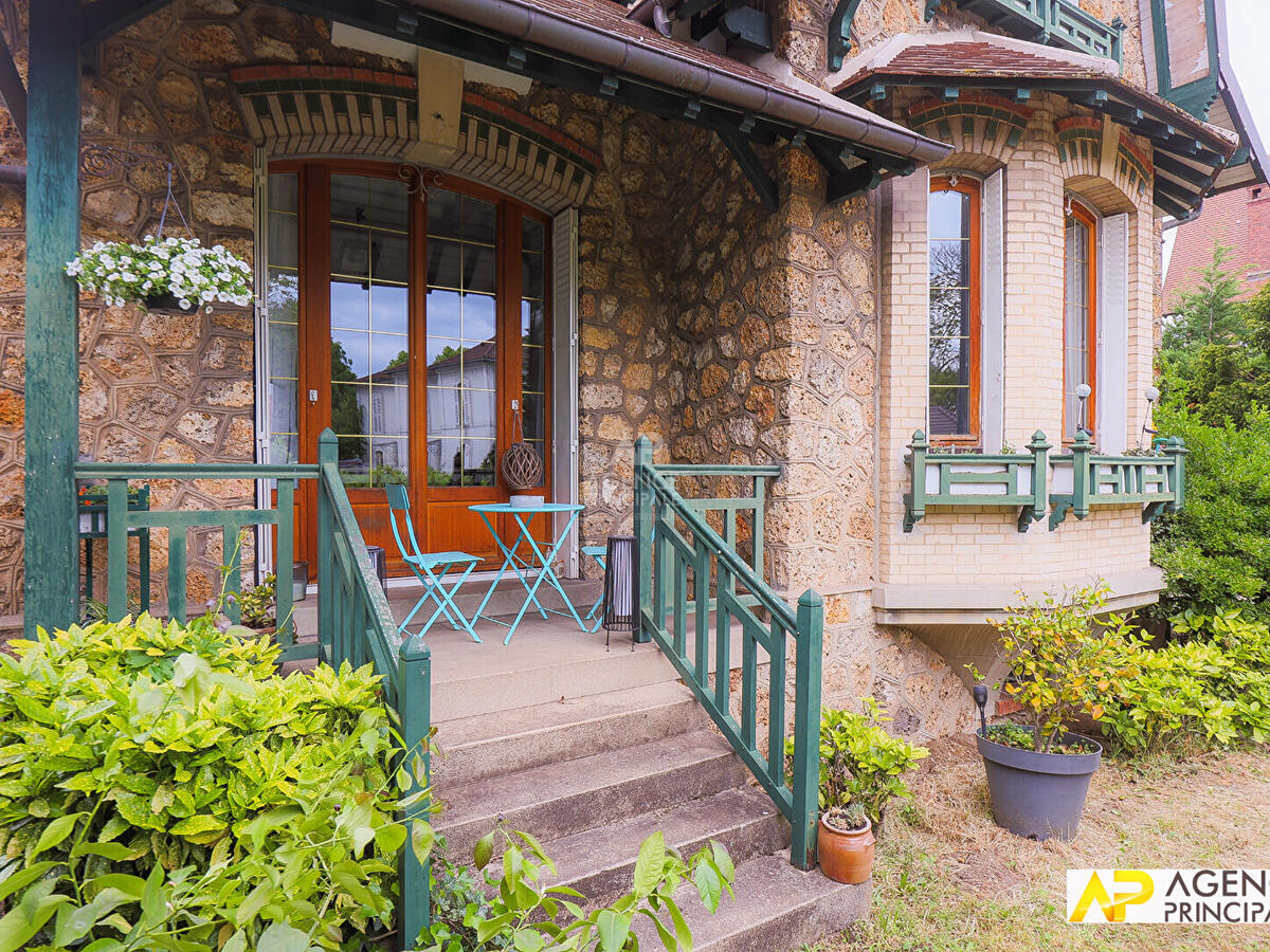 House Maisons-Laffitte