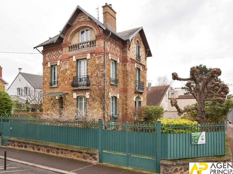 House Maisons-Laffitte - 4 bedrooms - 142m²