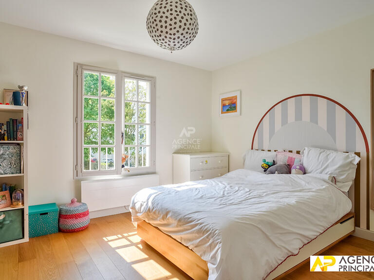 House Maisons-Laffitte - 6 bedrooms - 200m²