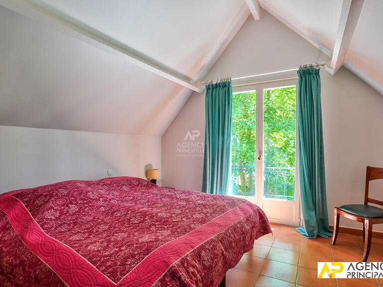 House Maisons-Laffitte - 5 bedrooms - 220m²