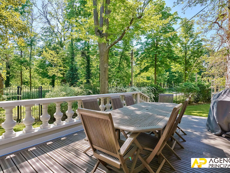 House Maisons-Laffitte - 5 bedrooms - 220m²