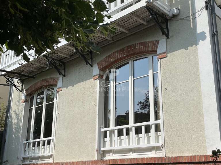 Maison Maisons-Laffitte - 6 chambres - 150m²
