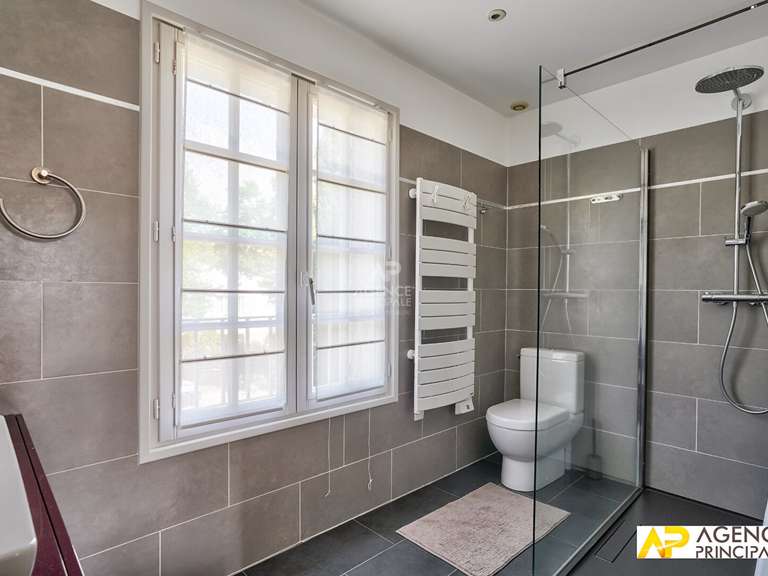 Maison Maisons-Laffitte - 6 chambres - 200m²