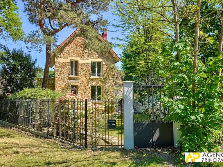 Maison Maisons-Laffitte - 5 chambres - 220m²