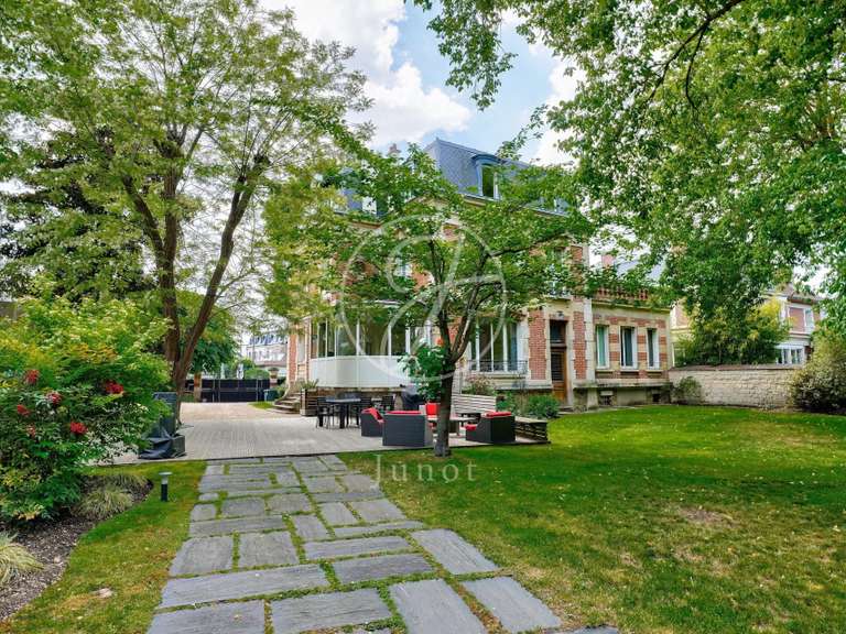 Maison Maisons-Laffitte - 6 chambres - 510m²