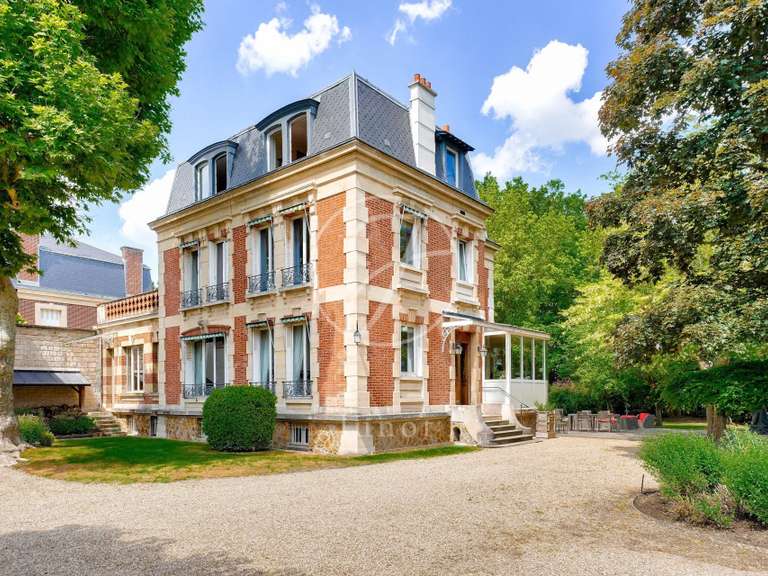 Maison Maisons-Laffitte - 6 chambres - 510m²