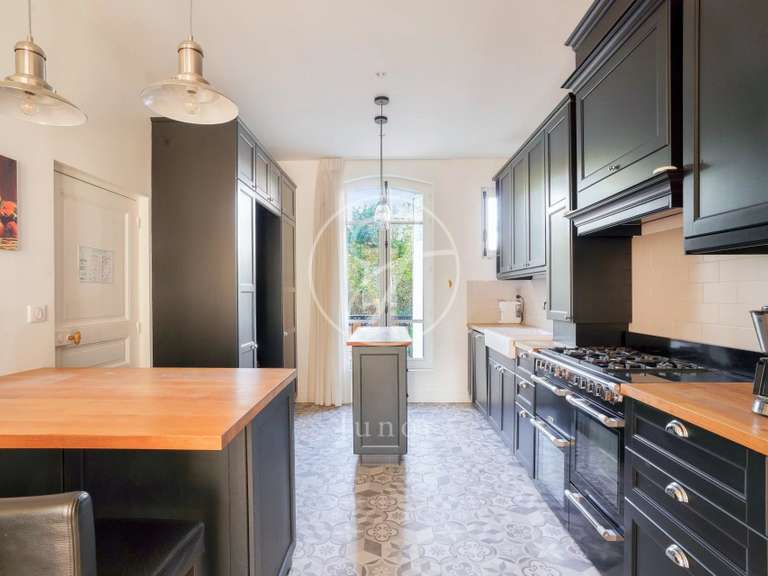 Maison Maisons-Laffitte - 6 chambres - 260m²