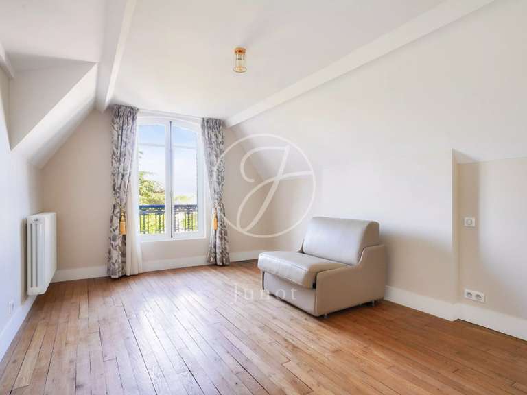 Maison Maisons-Laffitte - 6 chambres - 260m²