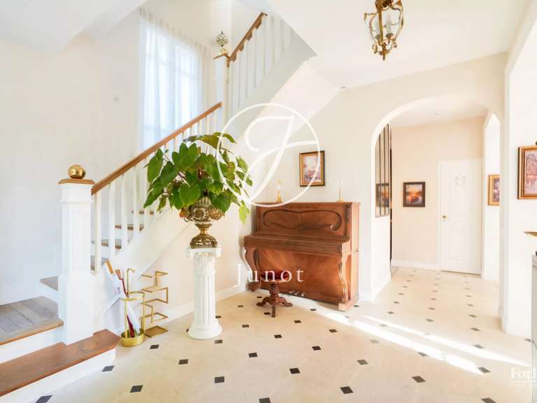 House Maisons-Laffitte - 6 bedrooms - 260m²