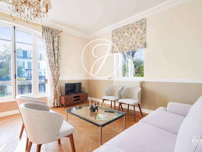 House Maisons-Laffitte - 6 bedrooms - 260m²