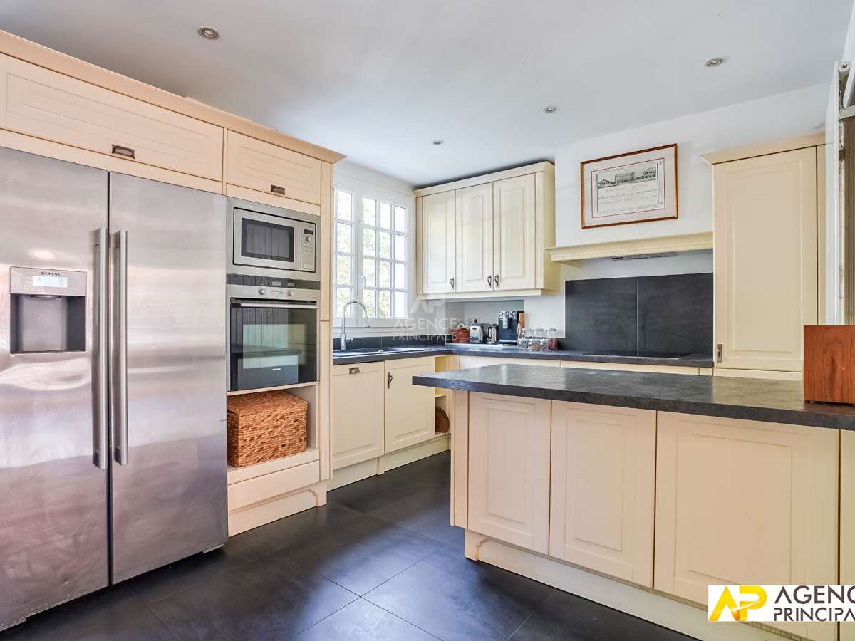 House Maisons-Laffitte