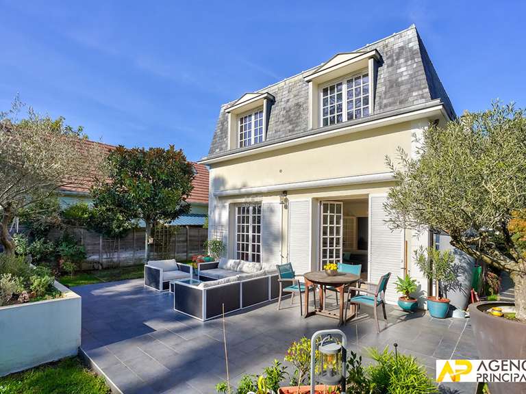 Maison Maisons-Laffitte - 4 chambres - 138m²