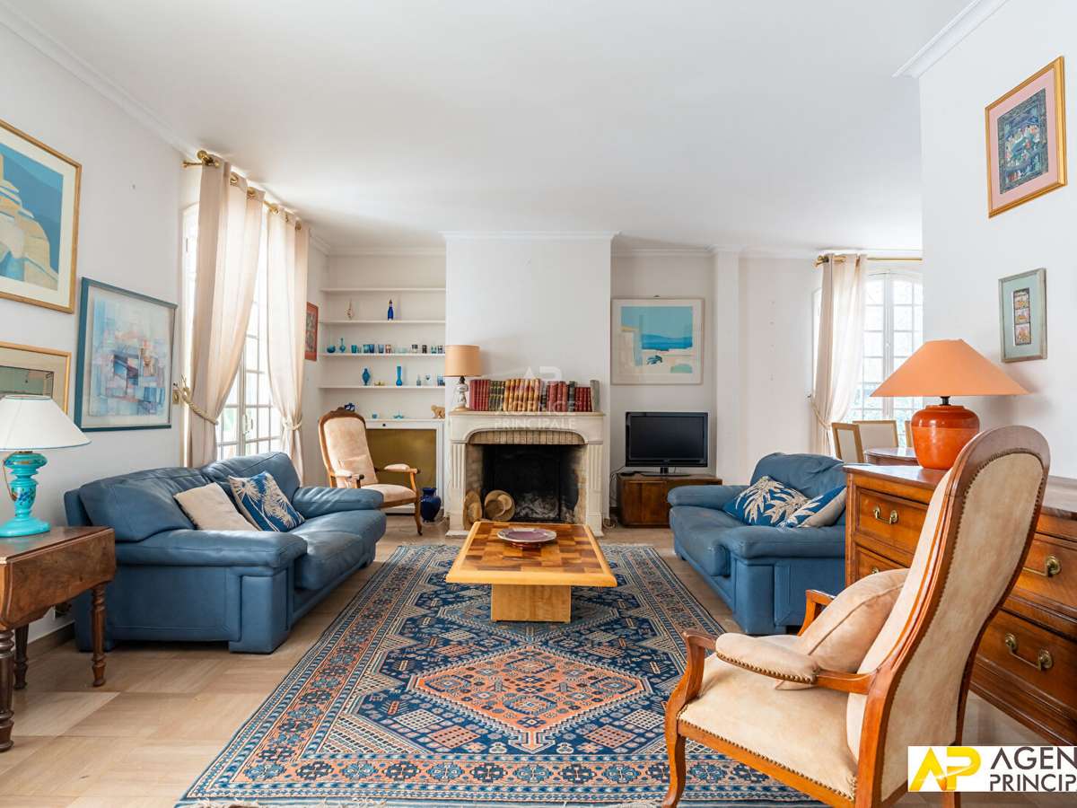 House Maisons-Laffitte