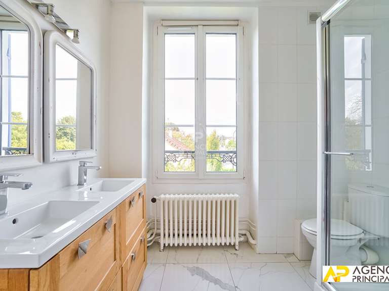 Maison Maisons-Laffitte - 5 chambres - 191m²