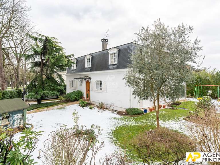 Maison Maisons-Laffitte - 5 chambres - 225m²