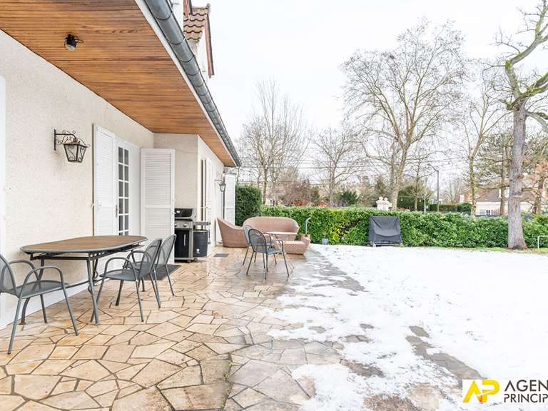 Maison Maisons-Laffitte - 4 chambres - 147m²