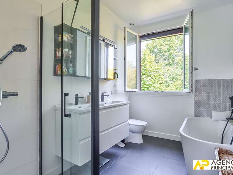 House Maisons-Laffitte - 7 bedrooms - 224m²