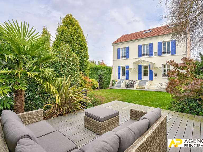 House Maisons-Laffitte - 5 bedrooms - 191m²