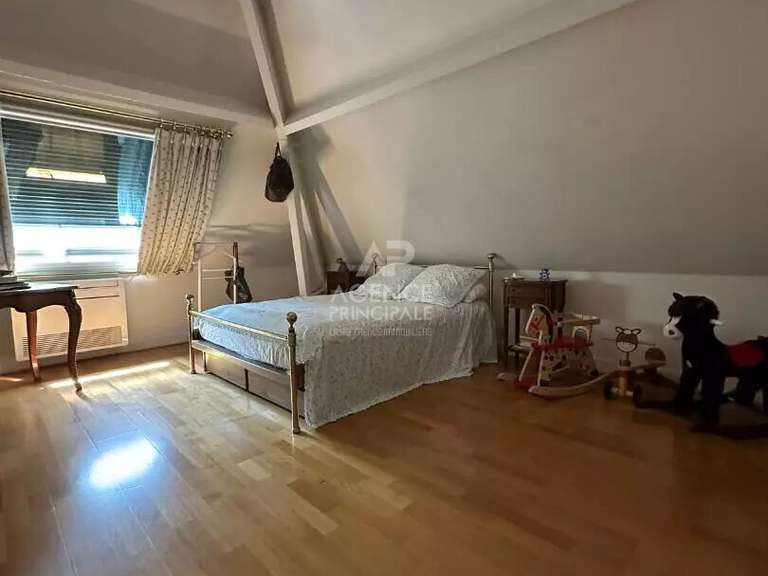 Maison Maisons-Laffitte - 5 chambres - 221m²